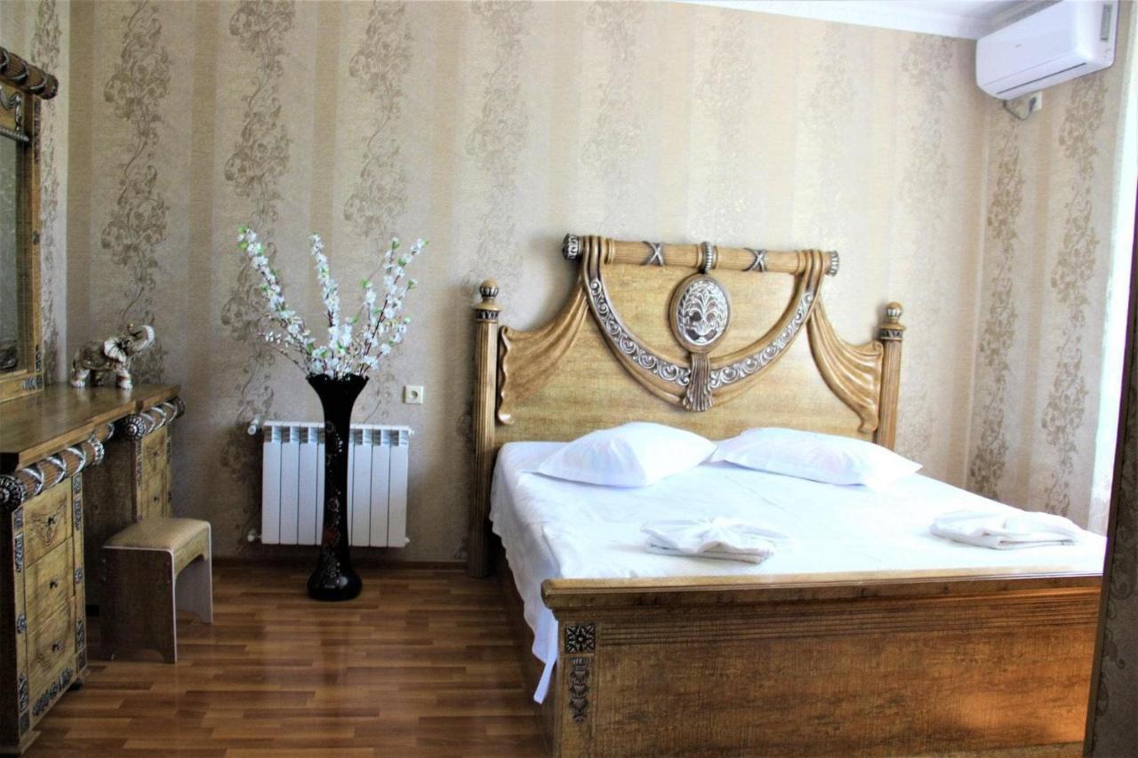 Hotel Oniks Kutaisi Ngoại thất bức ảnh