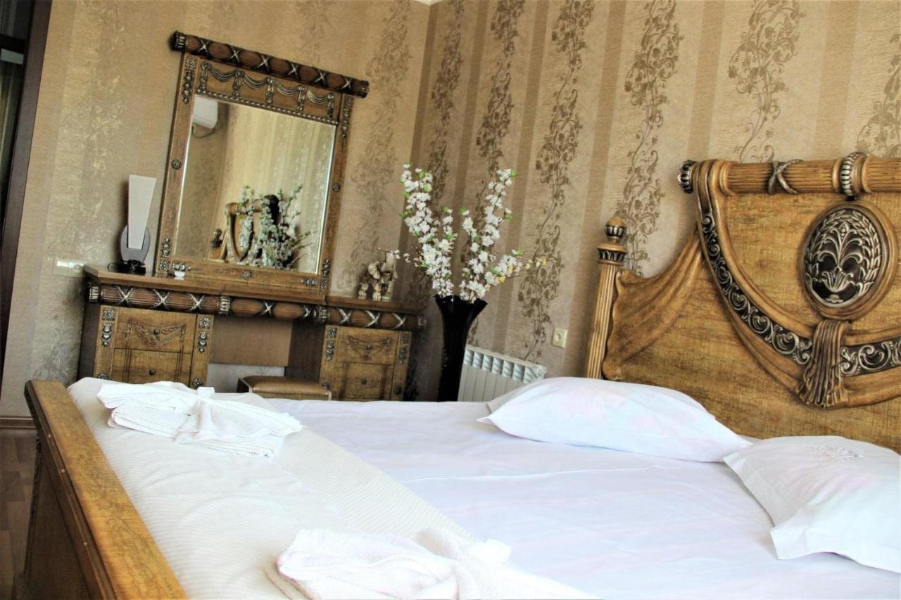 Hotel Oniks Kutaisi Ngoại thất bức ảnh