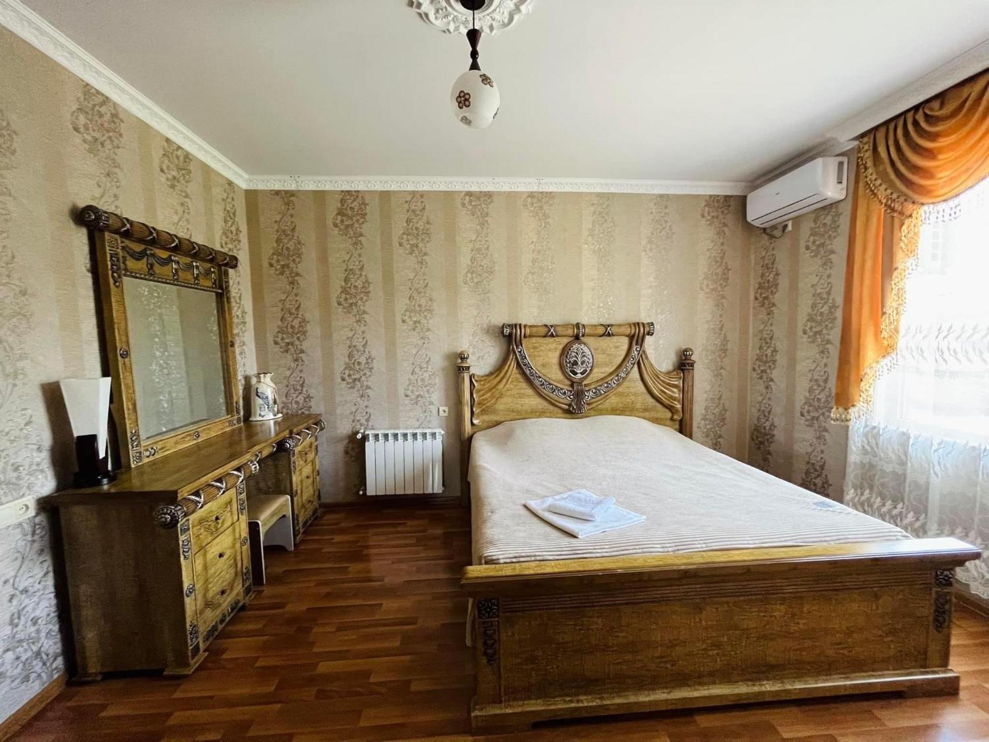 Hotel Oniks Kutaisi Ngoại thất bức ảnh